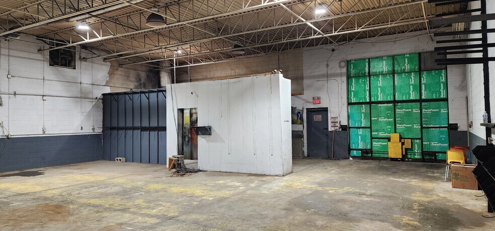 More Photos Of 1725 Rossi Dr, Tecumseh Distribution For Lease