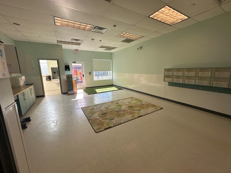 More Photos Of 300 Randol Mill Ave, Southlake Daycare Center For Sale