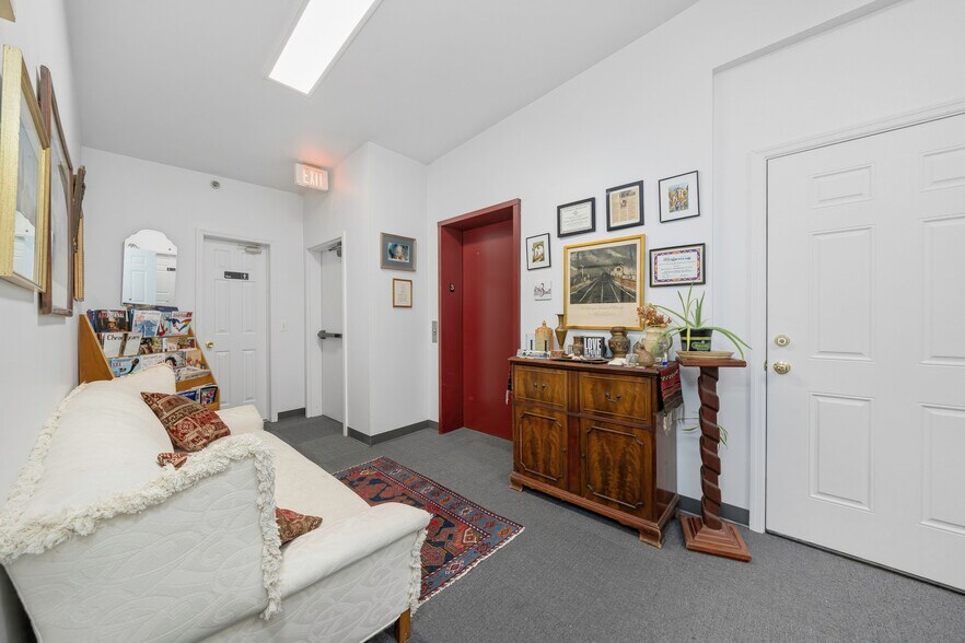 More Photos Of 1 Railroad Ave, Goshen Storefront Retail Office For Lease