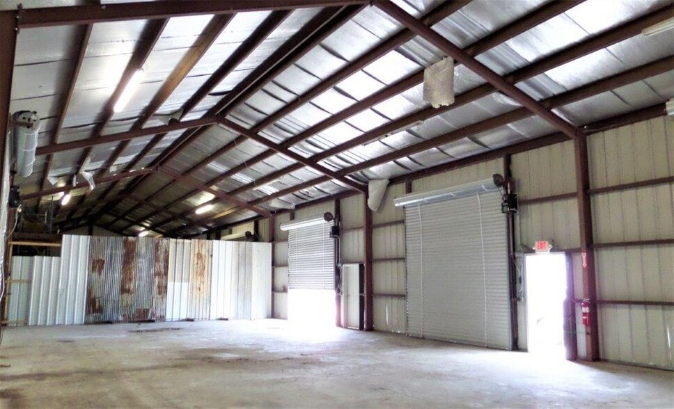 More Photos Of 160 Highway 3256, Lake Charles Distribution For Lease