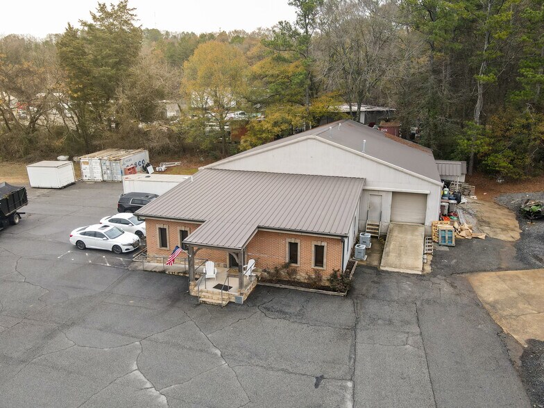 More Photos Of 606 S Tennessee St, Cartersville Flex For Lease