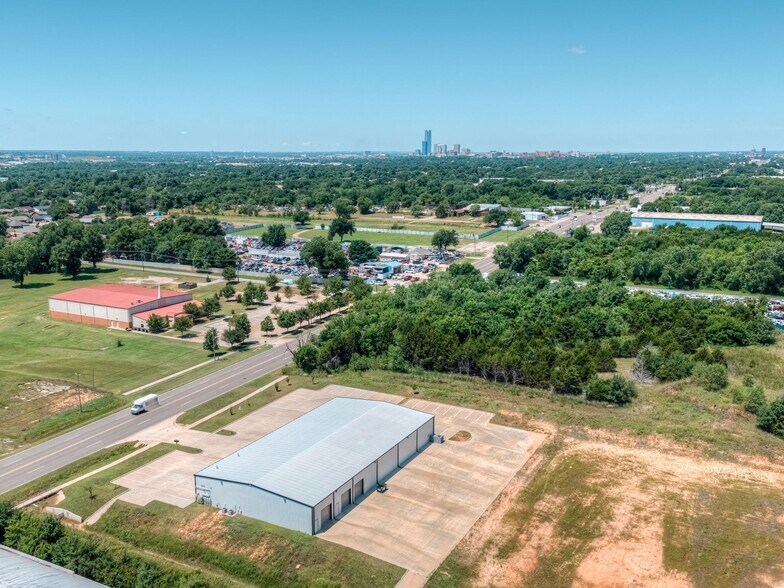 More Photos Of 3303 NE 23rd St, Oklahoma City Sports And Entertainment For Sale