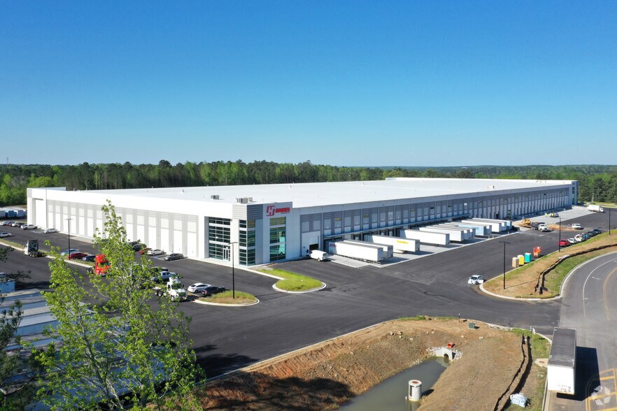 More Photos Of 7600 Wood Rd, Douglasville Distribution For Lease