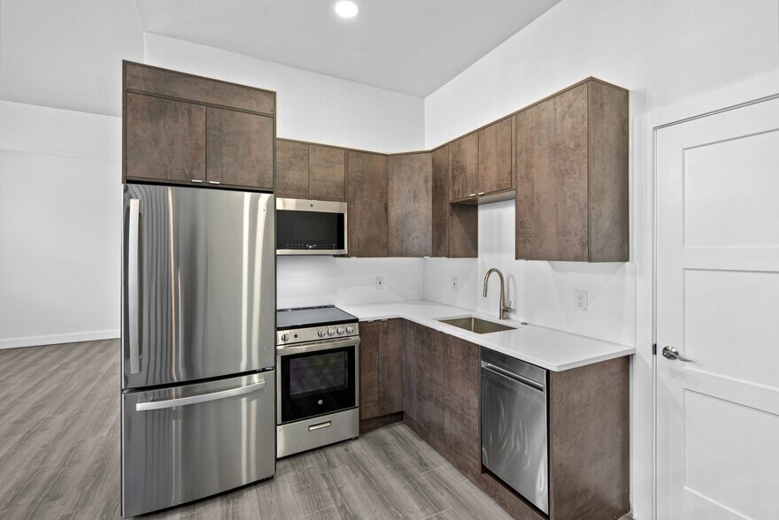 More Photos Of 316 Toledo, San Antonio Multifamily For Sale