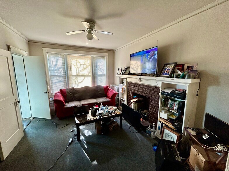 More Photos Of 816-822 E Marquette Rd, Chicago Apartments For Sale