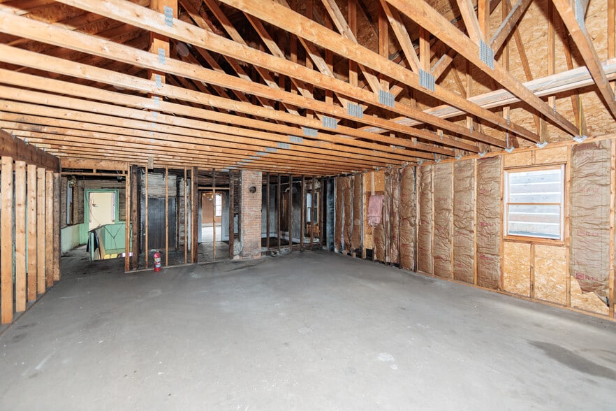 More Photos Of 4134-4136 Lorain Ave, Cleveland Storefront Retail Residential For Sale