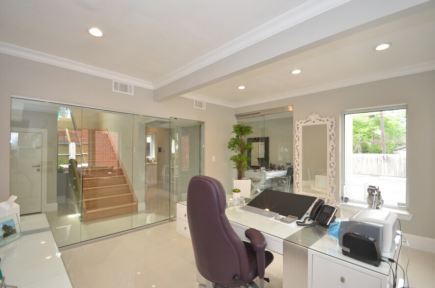 More Photos Of 1644 W Alabama St, Houston Loft Creative Space For Lease