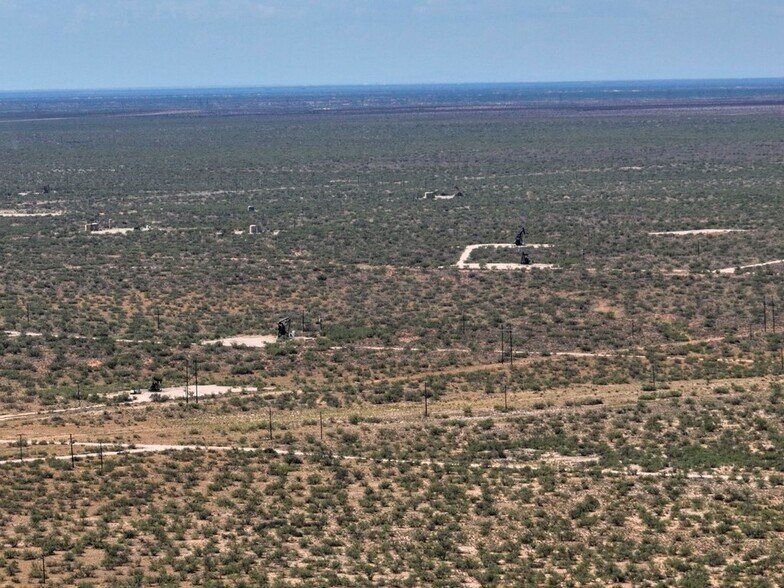 More Photos Of TBD W I-20, Odessa Land For Sale