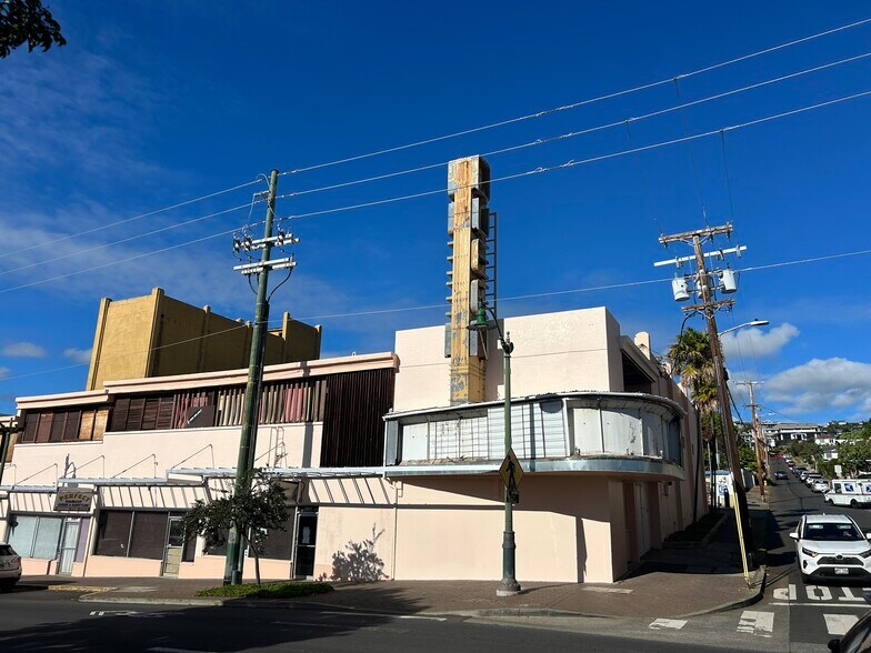 More Photos Of 3580-3588 Waialae Ave, Honolulu Storefront Retail Office For Lease