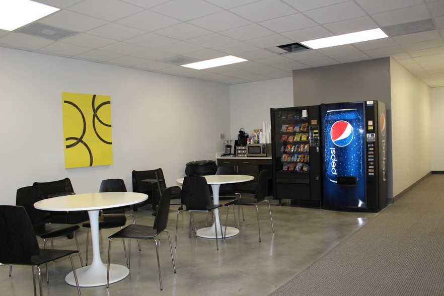 More Photos Of 13150 Coit Rd, Dallas Office For Lease