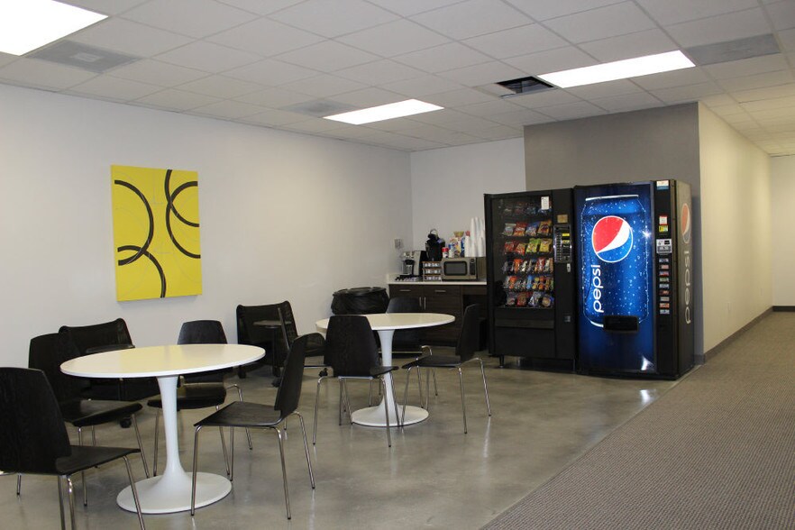 More Photos Of 13150 Coit Rd, Dallas Office For Lease