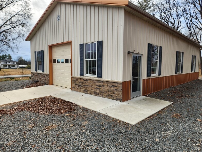 More Photos Of 7180 Opal Rd, Warrenton Office For Sale