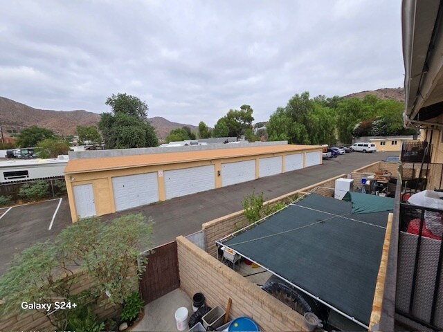 More Photos Of 17717 Scherzinger Ln, Santa Clarita Apartments For Sale