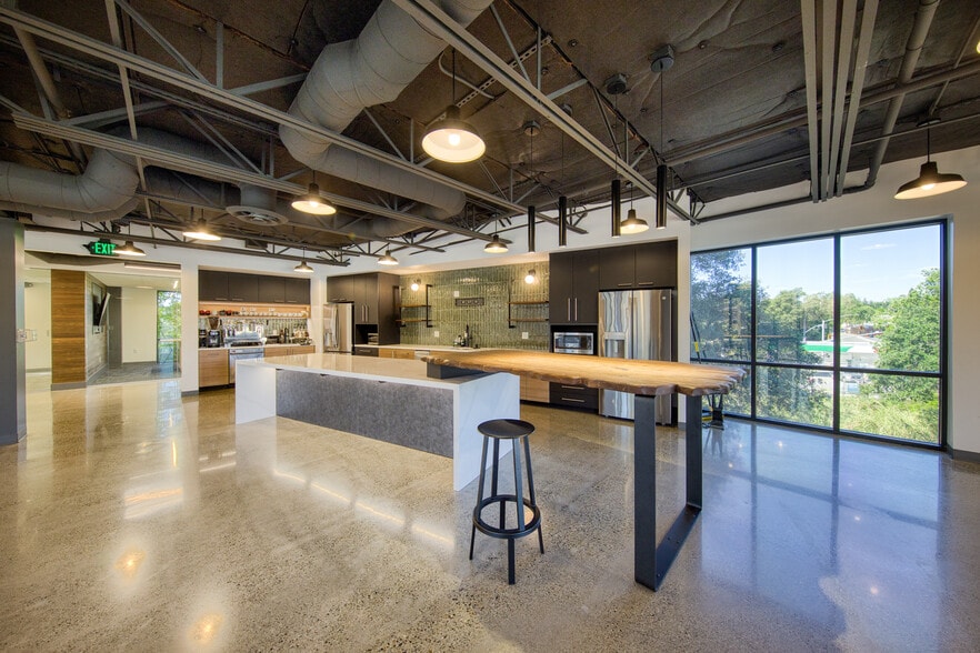 More Photos Of 373 Elm Ave, Auburn Office Residential For Sale