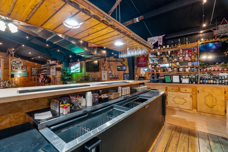 More Photos Of 3801 Happy Bend Rd, Atkins Restaurant For Sale