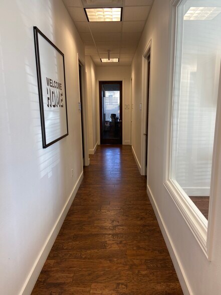 More Photos Of 1018 River Rd, Boerne Storefront Retail Office For Lease