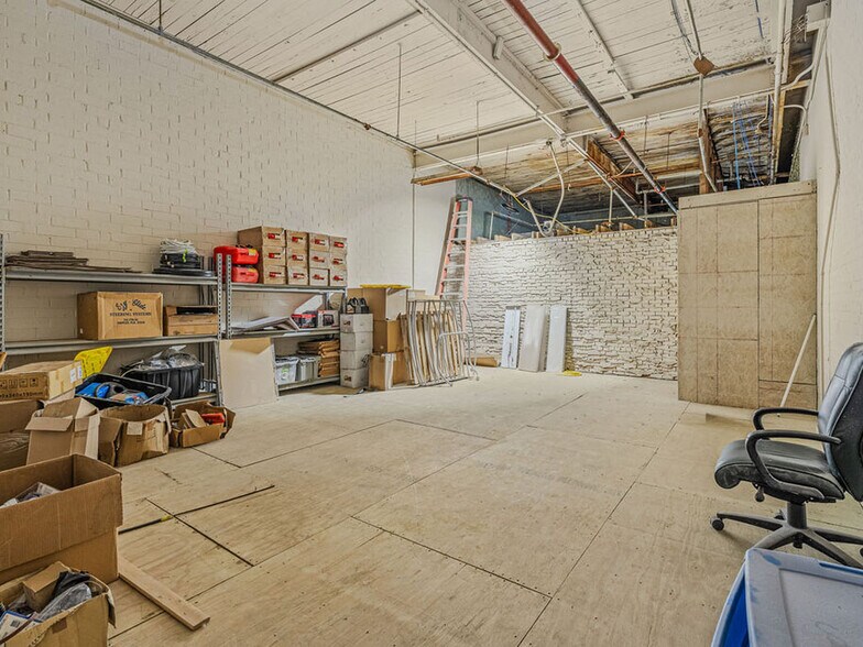 More Photos Of 1002 Douglas Ave, Opp Manufacturing For Lease