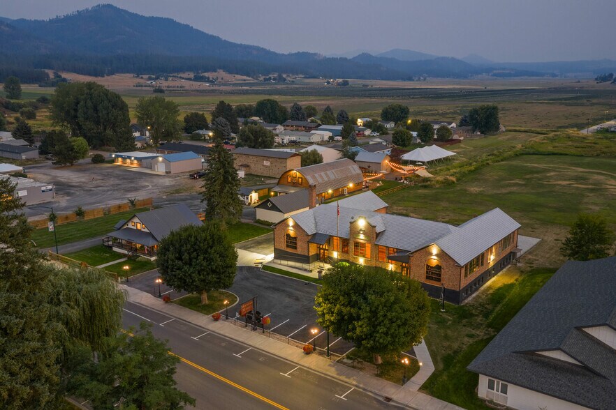 More Photos Of 508 E Main Ave, Chewelah Office For Sale