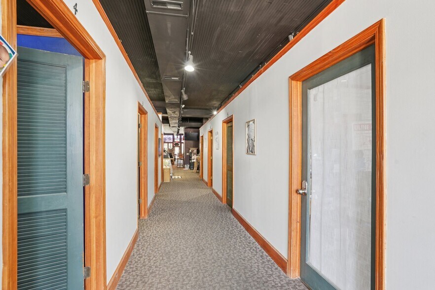 More Photos Of 122-124 N Main St, Jefferson Storefront Retail Residential For Sale