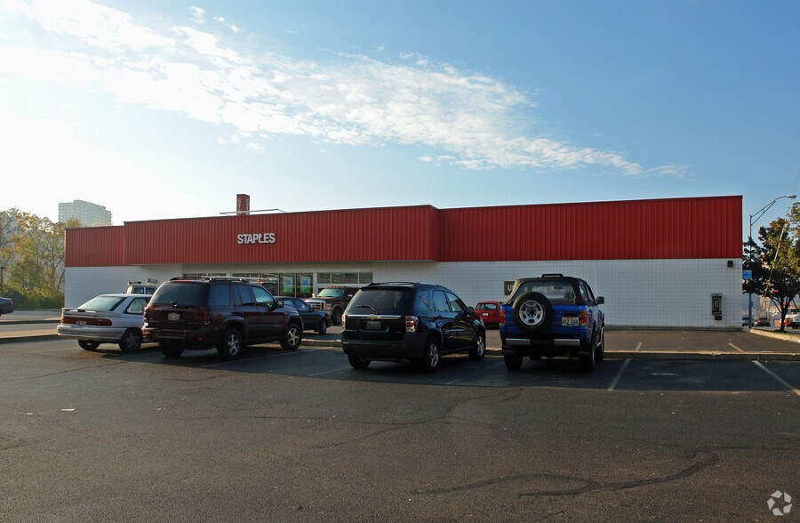 More Photos Of 1400 Reading Rd, Cincinnati Freestanding For Sale