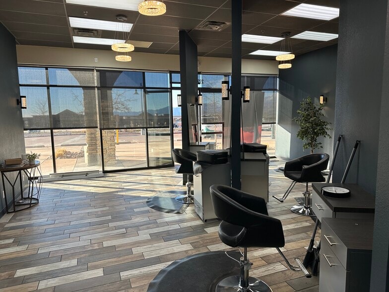 More Photos Of 2800 North Gate Blvd, Colorado Springs Freestanding For Lease