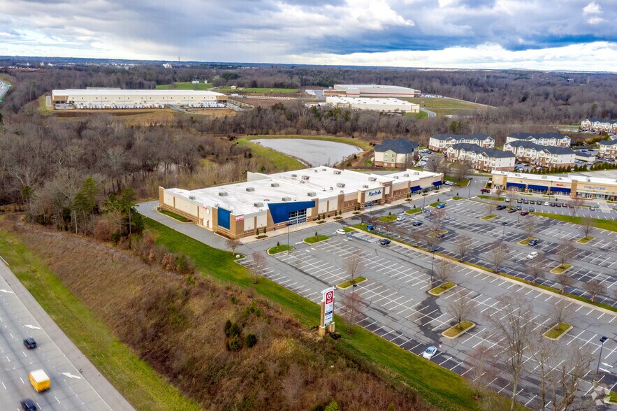 More Photos Of 6110-6130 Bayfield Pky, Concord Unknown For Lease