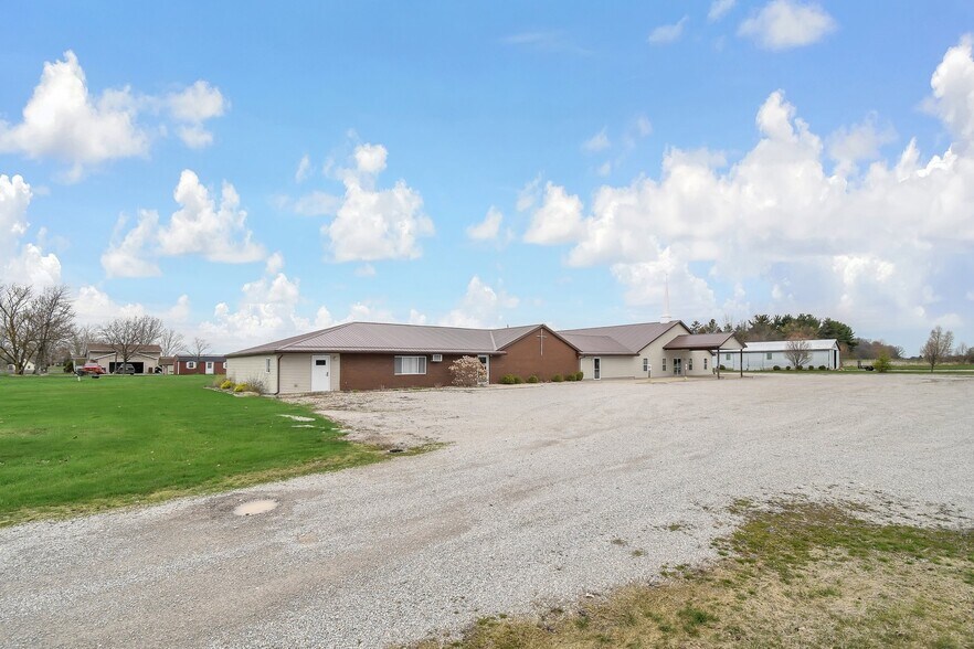 More Photos Of 2598 E Smiley Ave, Shelby Religious Facility For Sale