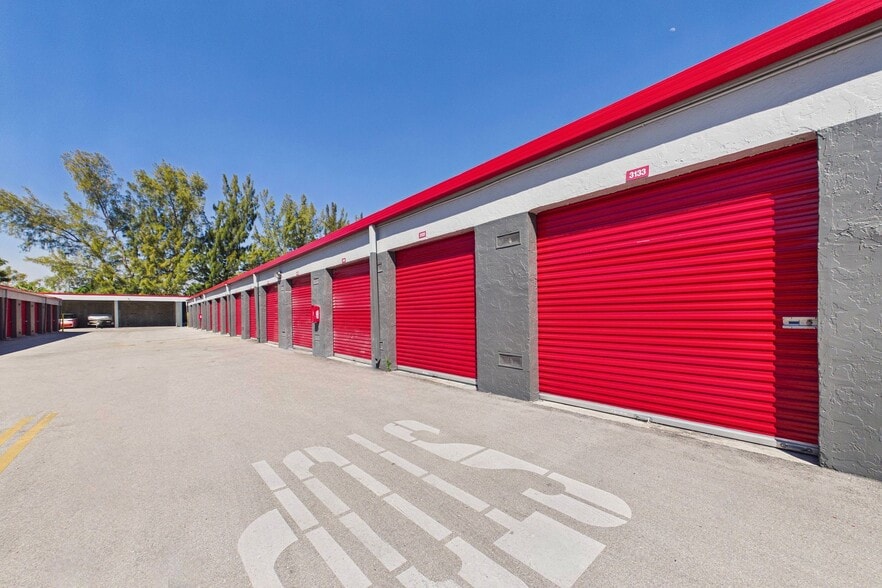 More Photos Of 450 Ansin Blvd, Hallandale Beach Self Storage For Sale