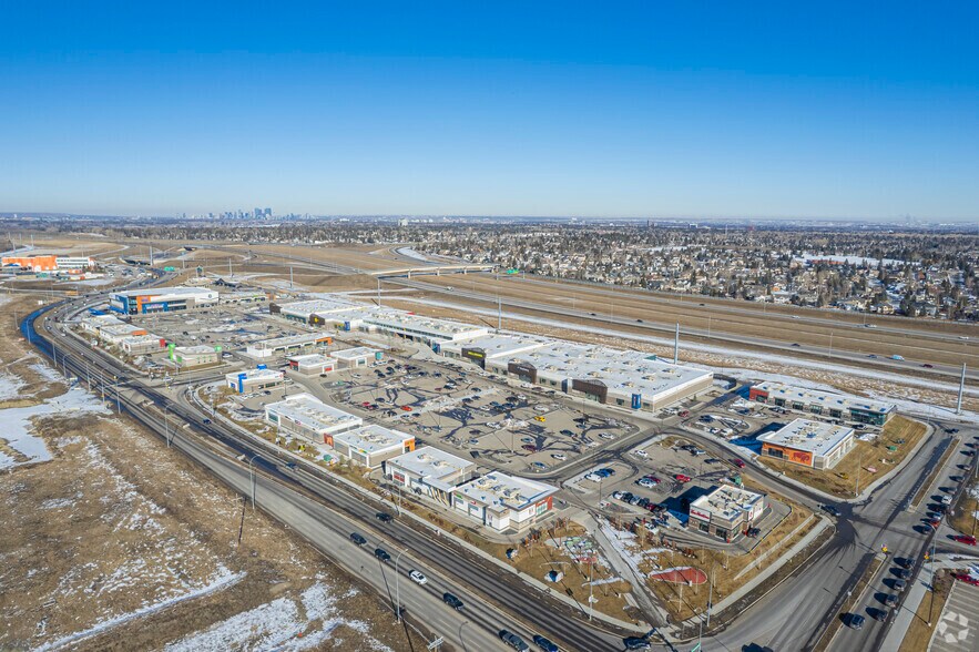 More Photos Of 11501 Buffalo Run Blvd, Calgary Storefront For Lease