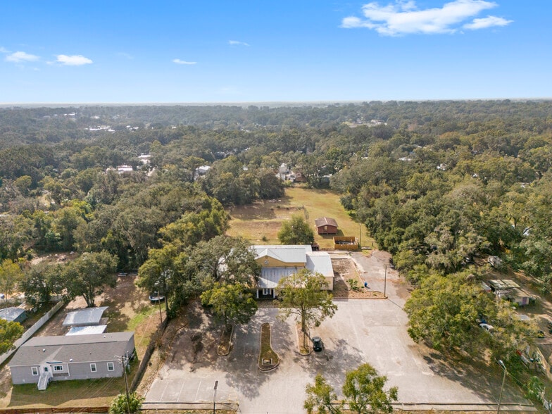 More Photos Of 10511 Main St, Thonotosassa Religious Facility For Sale