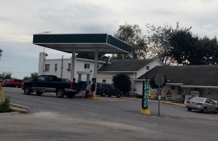 More Photos Of 115 Upper Bermudian Rd, Gardners Convenience Store For Sale