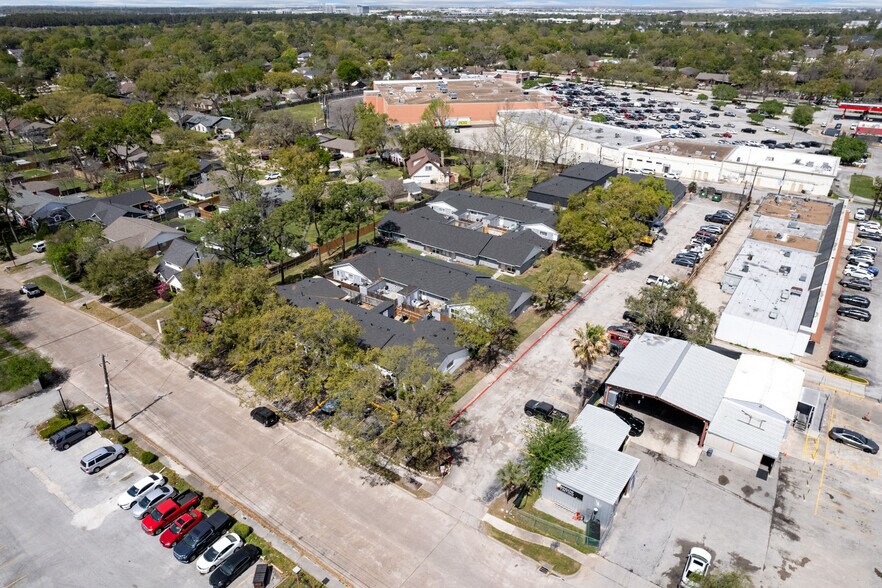 More Photos Of 2675 Gessner Rd, Houston Apartments For Sale