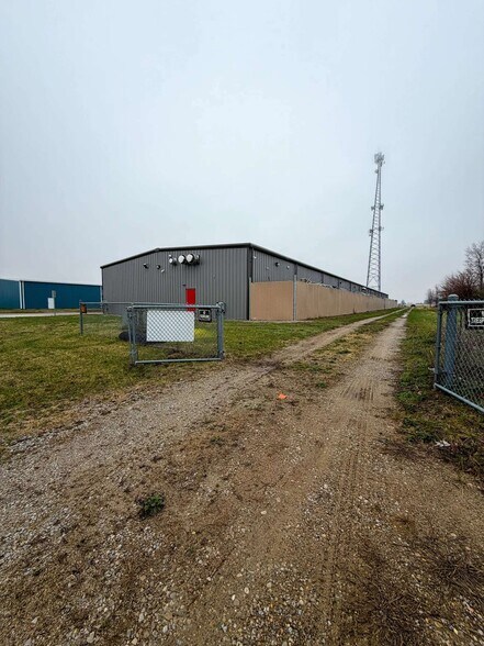 More Photos Of 9081 Skyline Dr, Morenci Manufacturing For Lease