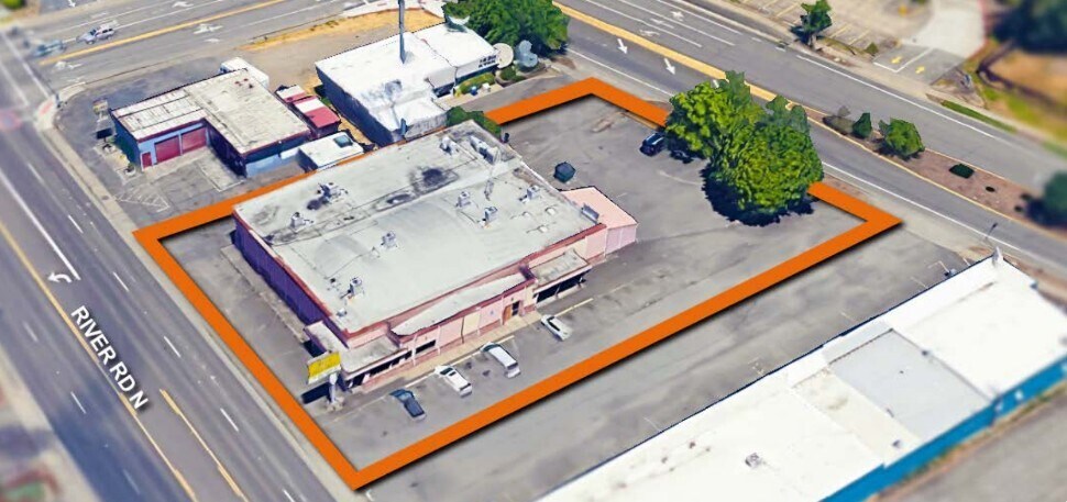 Primary Photo Of 4200 River Rd N, Salem Restaurant For Sale