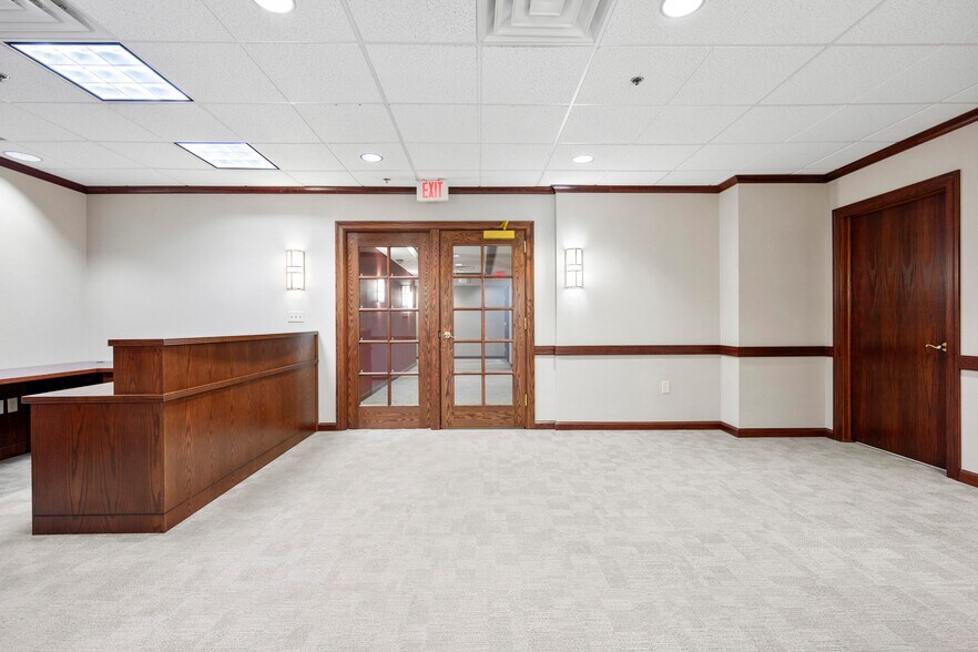 More Photos Of 50 Beaver St, Albany Office For Lease