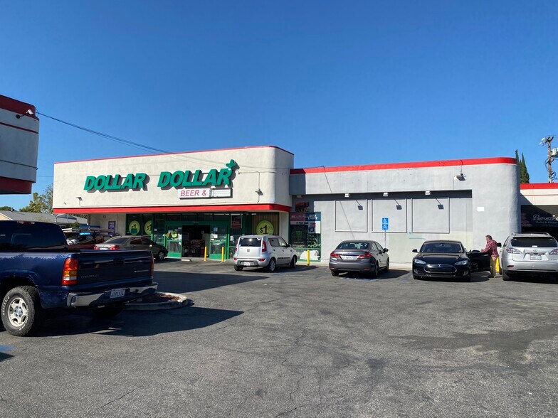More Photos Of 18125 Saticoy St, Reseda General Retail For Lease
