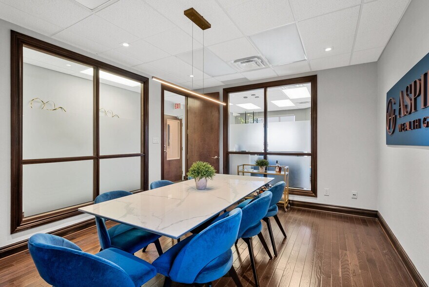 More Photos Of 130 Terence Matthews Cres, Ottawa Office For Sale