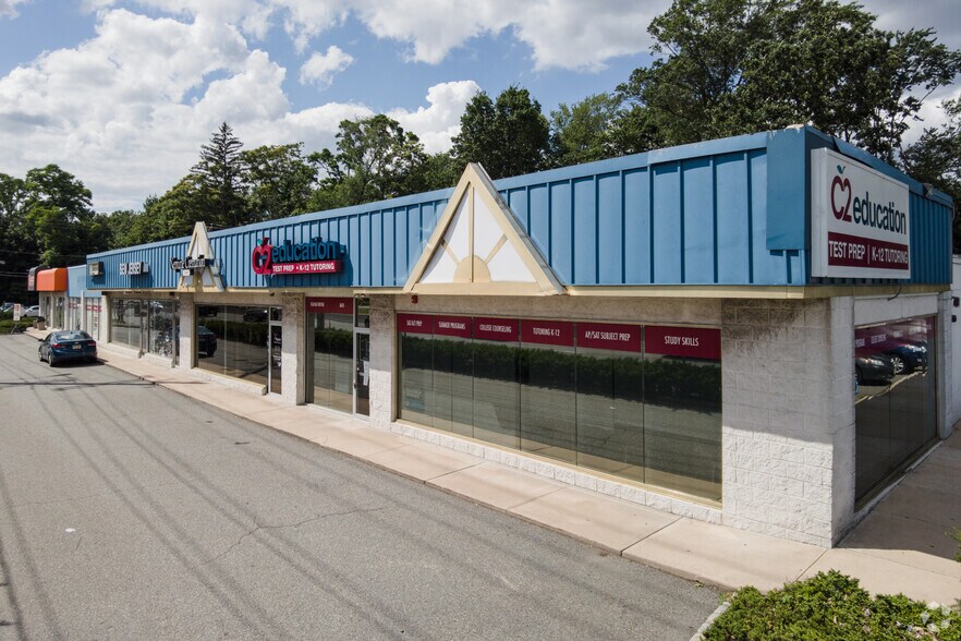 More Photos Of 175 W State Route 4, Paramus Freestanding For Lease