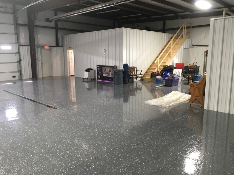 More Photos Of 3406 Utecht Ave, Hastings Warehouse For Sale