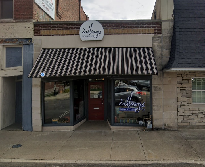 Primary Photo Of 1020 16th St, Bedford General Retail For Sale