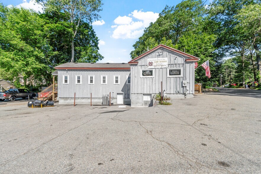 More Photos Of 80 Honora Ave ave, Dracut General Retail For Sale