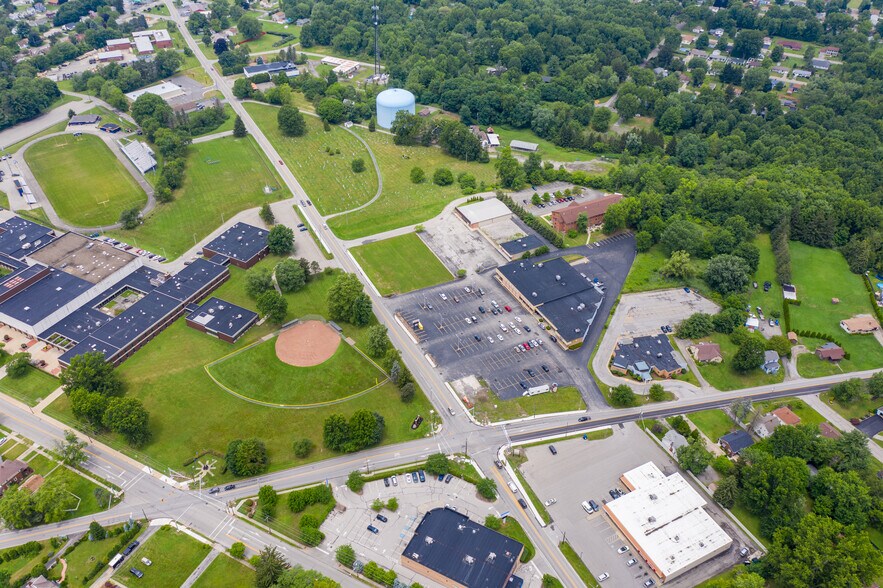 More Photos Of 823-829 Sharon New Castle Rd, Farrell Storefront Retail Office For Lease