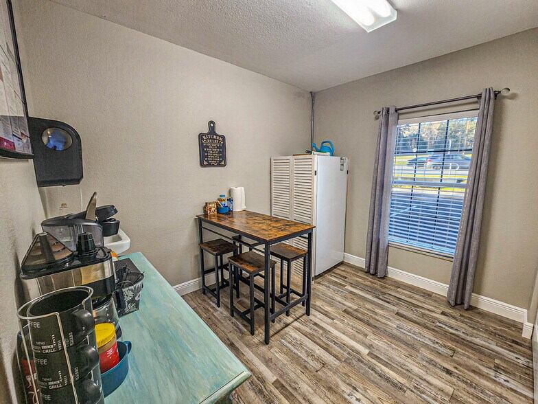 More Photos Of 4925 SE Abshier Blvd, Belleview Medical For Sale