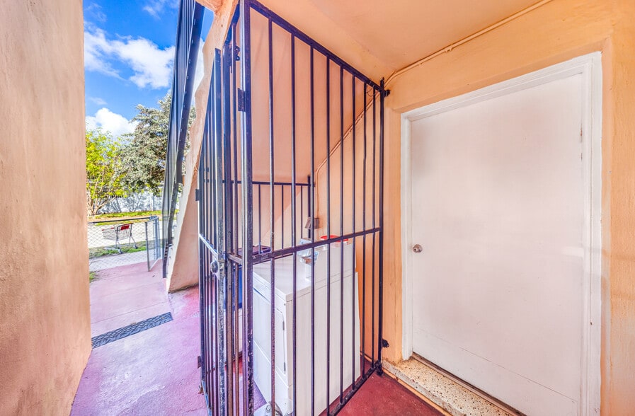 More Photos Of 955 W 23rd St, Hialeah Apartments For Sale