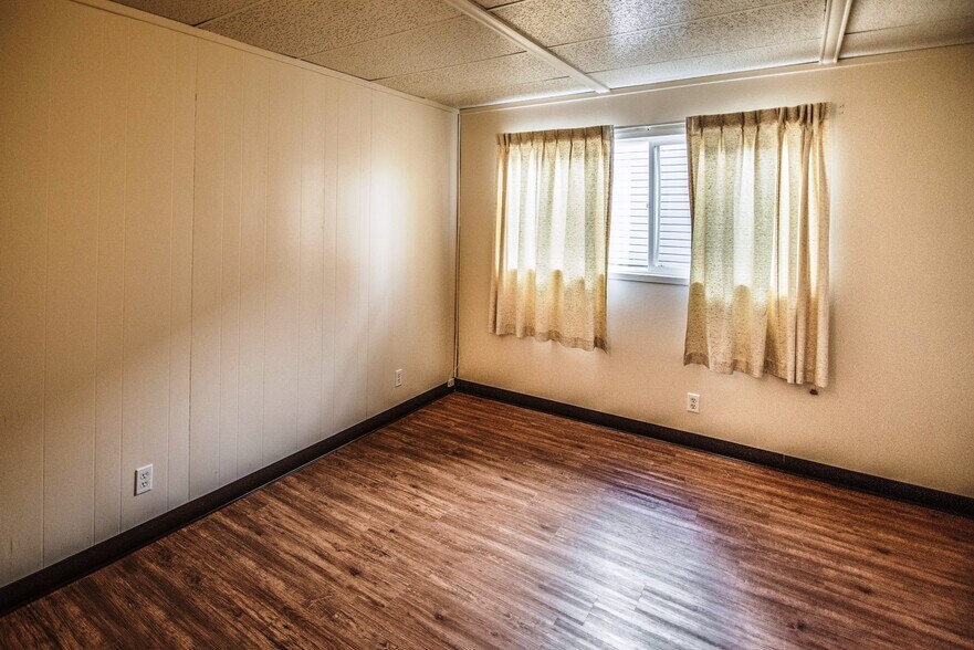 More Photos Of 807 Legion St, Craig Apartments For Sale