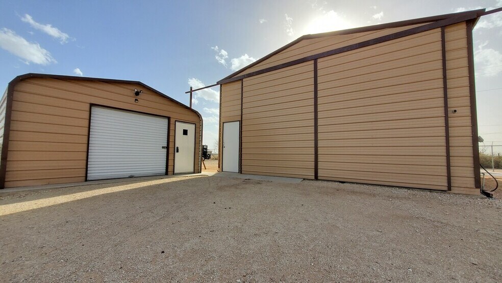 Primary Photo Of 16139 W 39th St, Odessa Warehouse For Lease