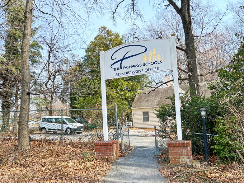 More Photos Of 1106 University Blvd W, Silver Spring Office For Sale