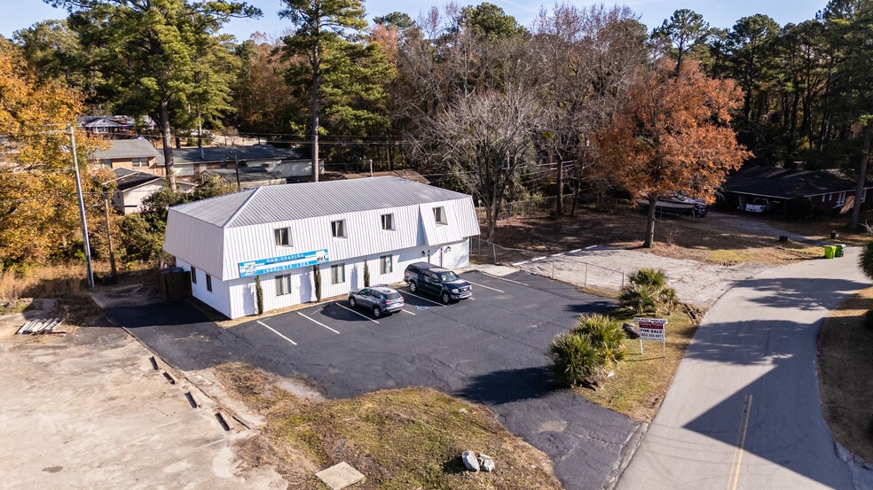 More Photos Of 123 Lawand Dr, Columbia Office Residential For Sale