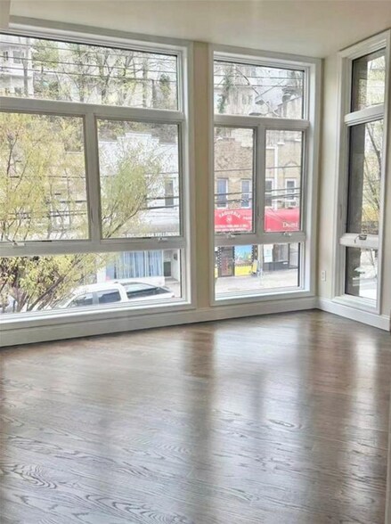 More Photos Of 97 Victory Blvd, Staten Island Apartments For Sale