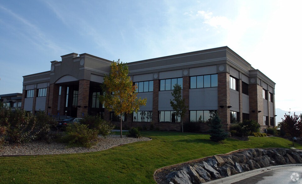 More Photos Of 7555 S Center View Ct, West Jordan Medical For Sale